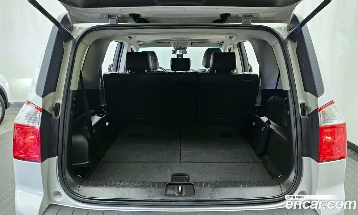 Chevrolet Orlando 2012 2.0 Автомат в Москве № 103770, фото 17