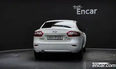 Renault SM3 2015 1.6 Автомат в Москве № 107468, миниатюра 6