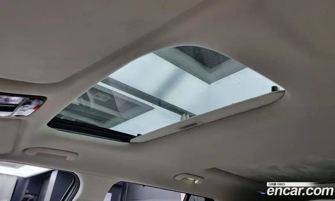 Hyundai Santa Fe 2025 1.6 Автомат в Москве № 107757, фото 15