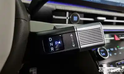 Hyundai Santa Fe 2025 1.6 Автомат в Москве № 107757, миниатюра 7