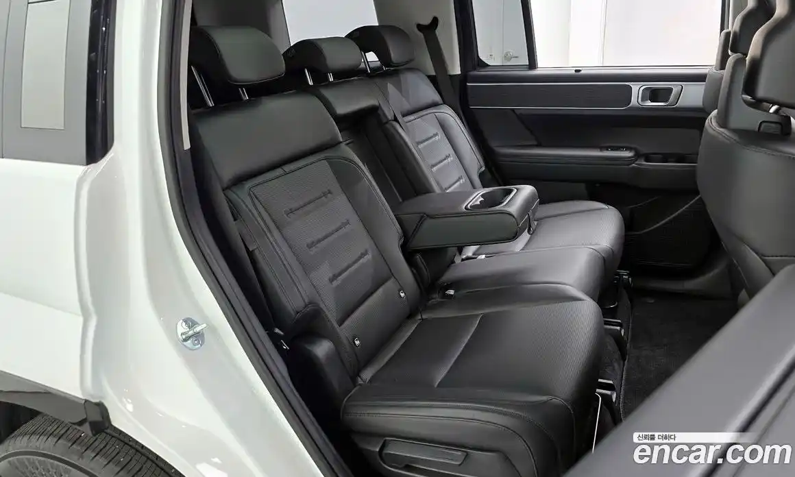 Hyundai Santa Fe 2024 1.6 Автомат в Москве № 108297, фото 14