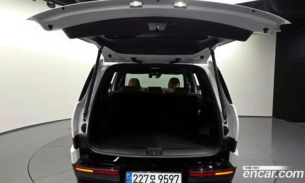 Hyundai Santa Fe 2024 1.6 Автомат в Москве № 108325, фото 18