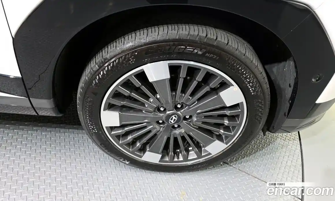 Hyundai Santa Fe 2024 1.6 Автомат в Москве № 108325, фото 5