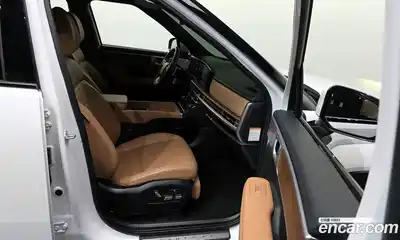 Hyundai Santa Fe 2024 1.6 Автомат в Москве № 108325, миниатюра 7