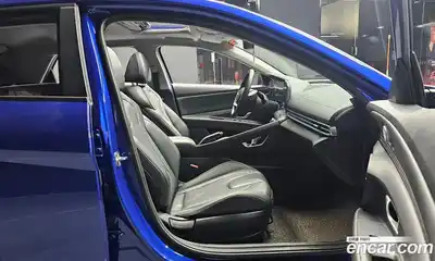 Hyundai Avante 2021 1.6 Автомат в Москве № 109659, миниатюра 2