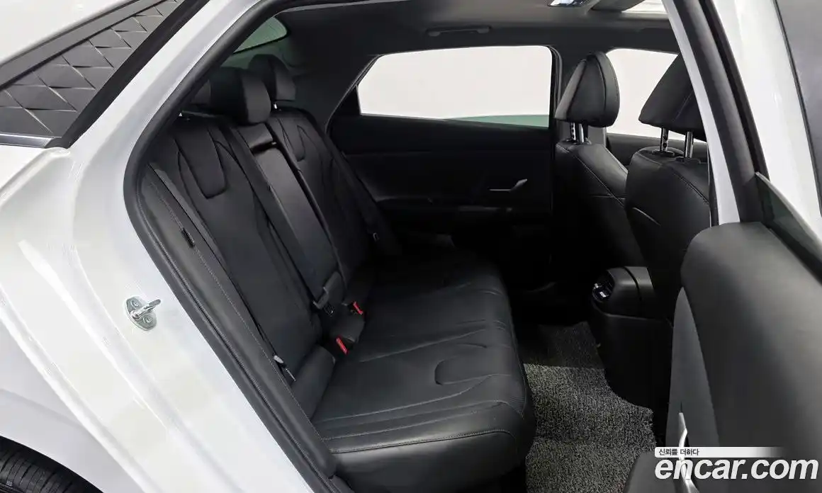 Hyundai Avante 2024 1.6 Автомат в Москве № 110140, фото 6