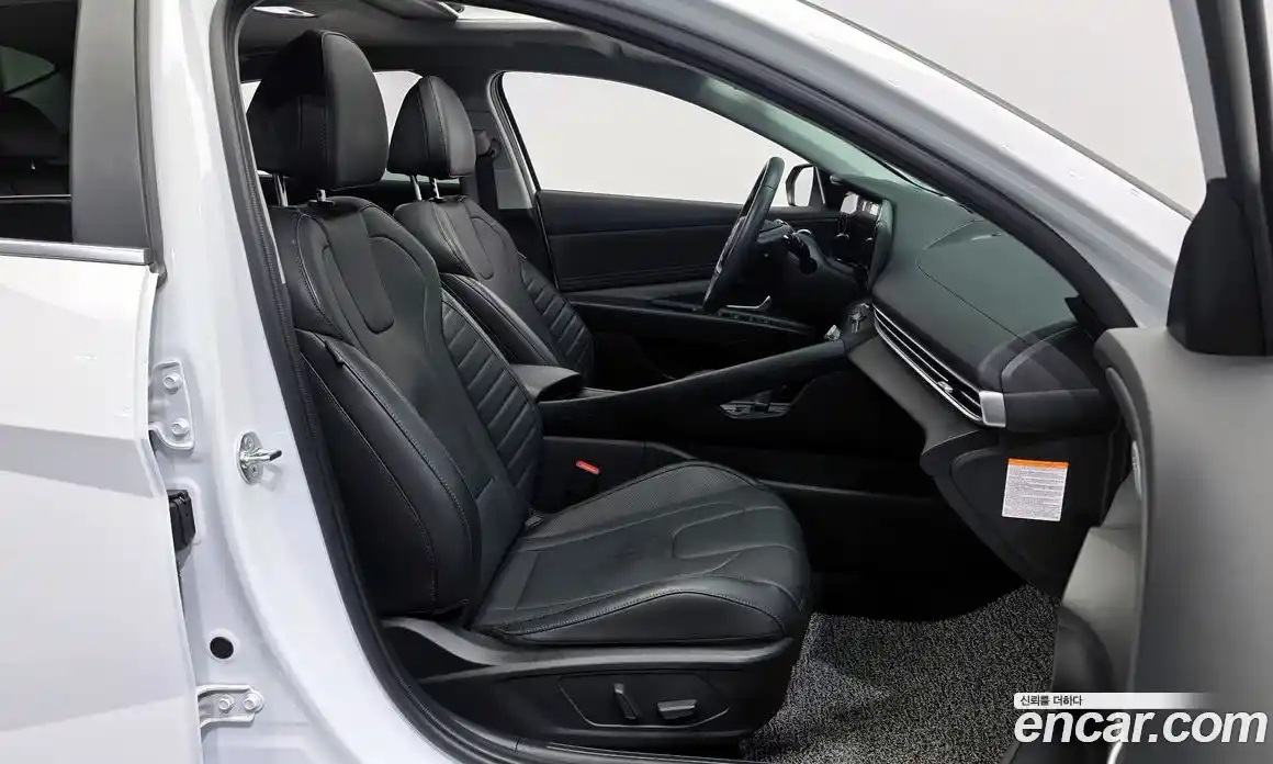 Hyundai Avante 2024 1.6 Автомат в Москве № 110140, фото 8