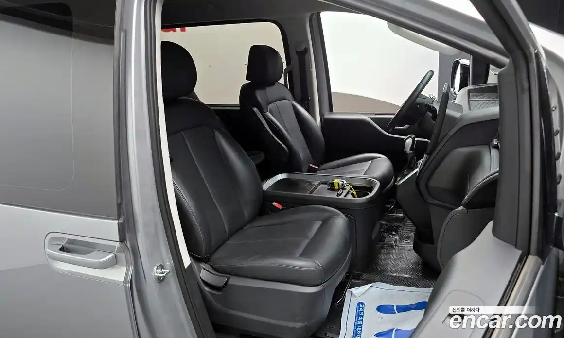 Hyundai Staria 2022 2.2 Автомат в Москве № 112694, фото 19