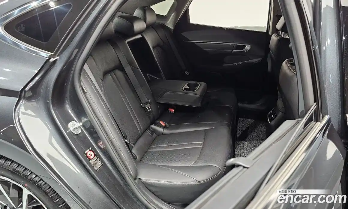 Hyundai Sonata 2022 1.6 Автомат в Москве № 119613, фото 19