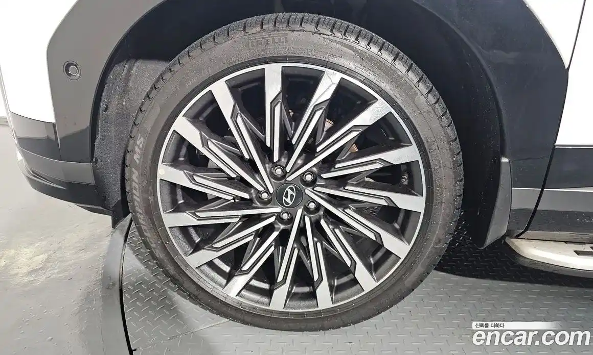 Hyundai Santa Fe 2025 2.5 Автомат в Москве № 119614, фото 17