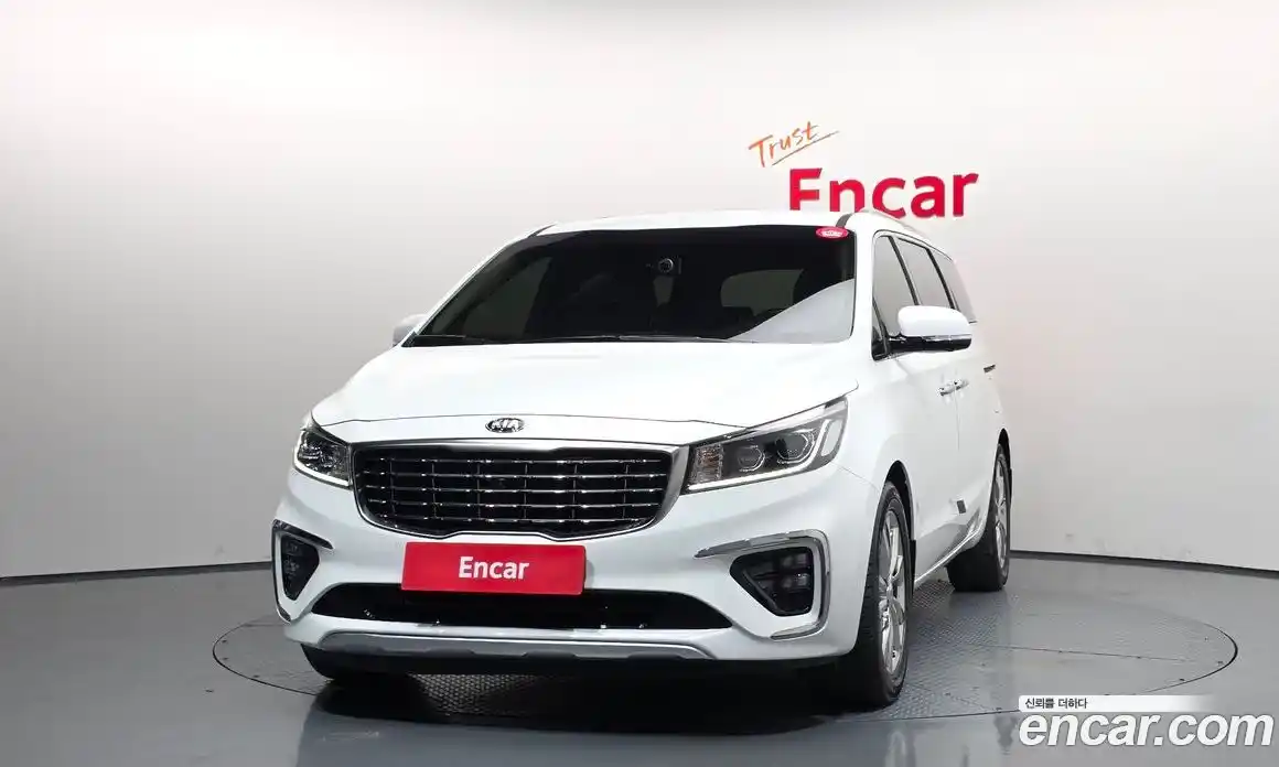 Kia Canival 2019 3.3 Автомат в Москве № 120247, фото 18