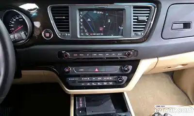 Kia Canival 2019 3.3 Автомат в Москве № 120247, миниатюра 10