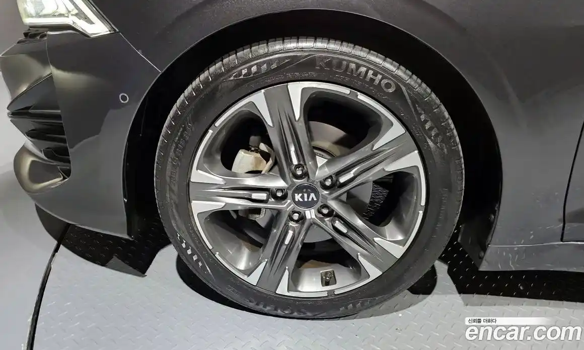 Kia K5 2020 2.0 Автомат в Москве № 121723, фото 3