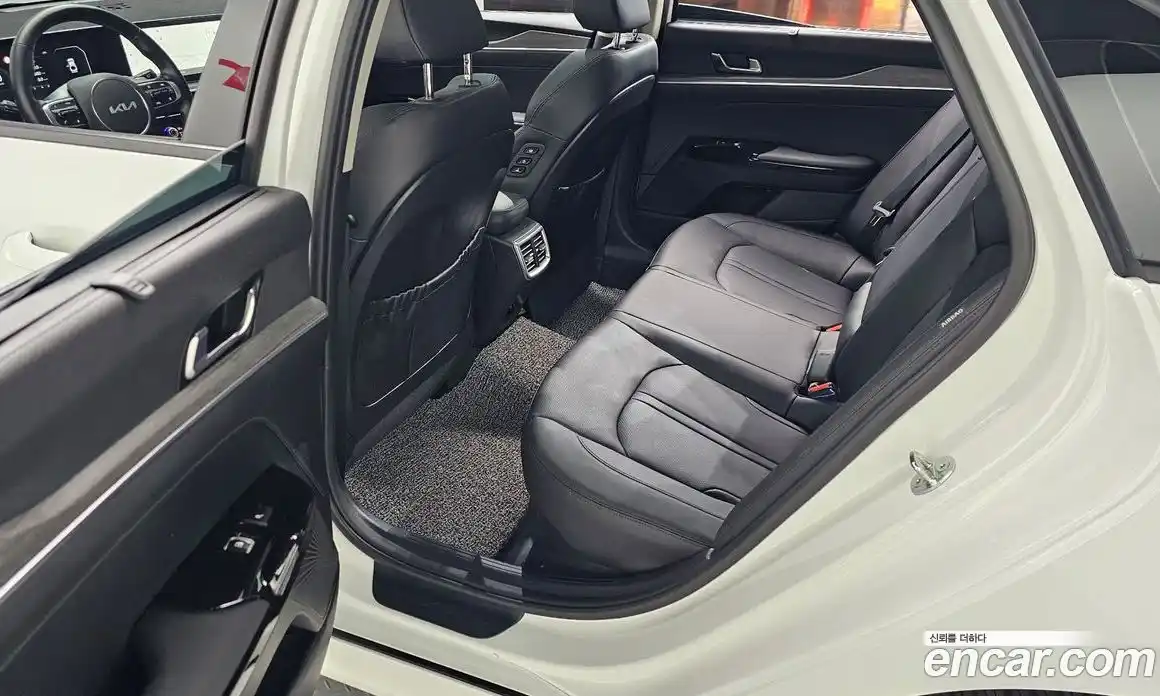 Kia K5 2024 2.0 Автомат в Москве № 121908, фото 20