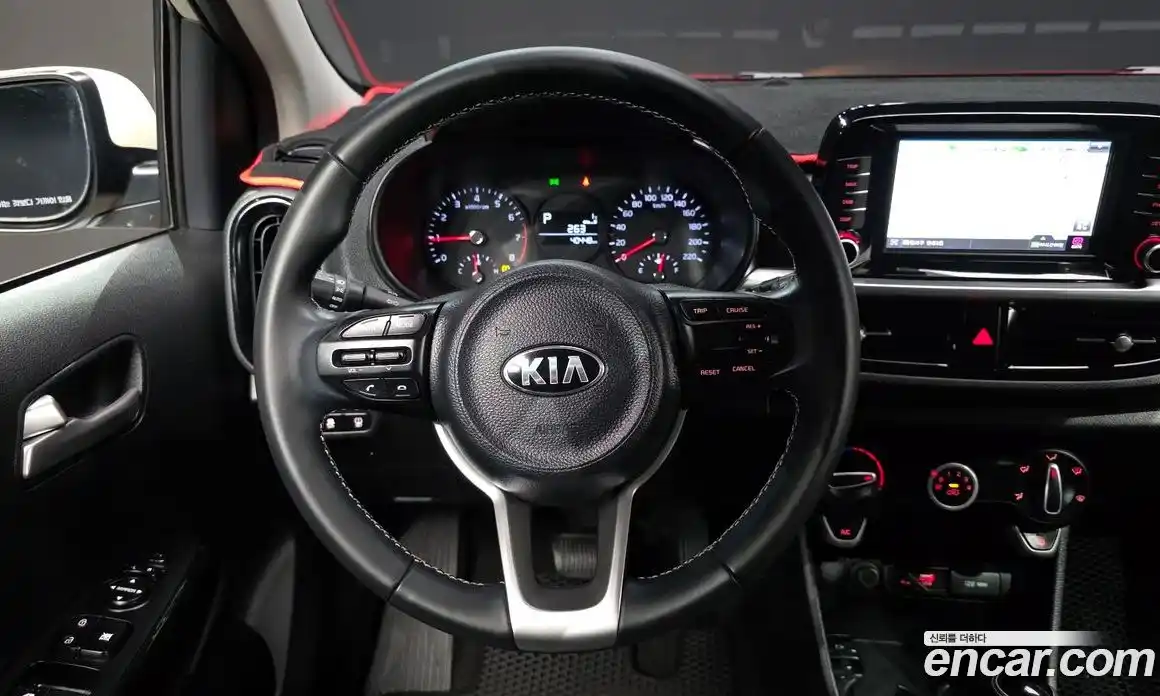 Kia Morning 2018 1.0 Автомат в Москве № 123519, фото 16