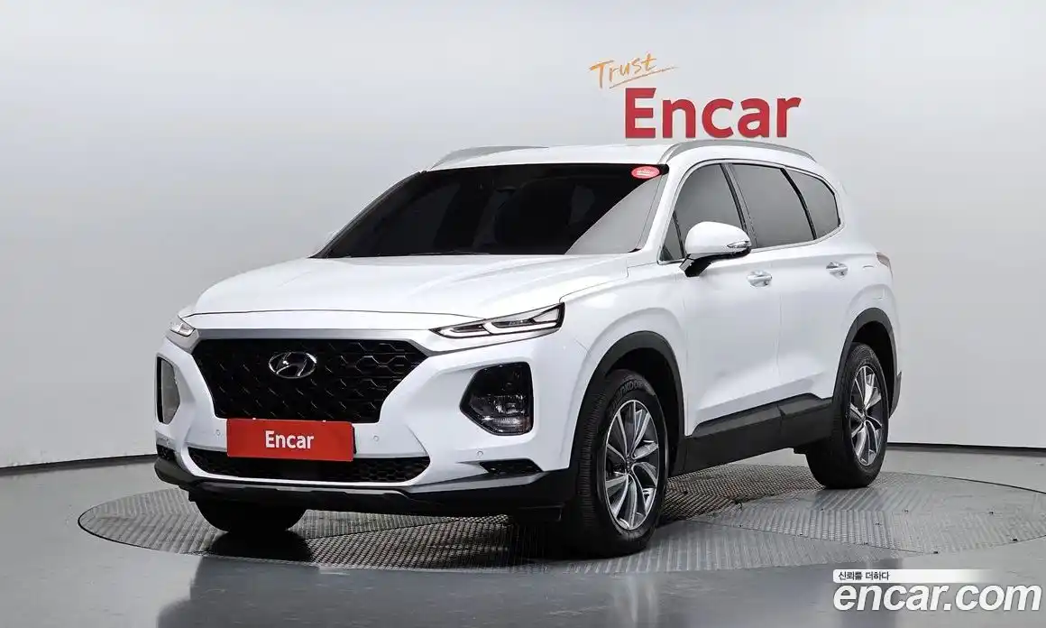 Hyundai Santa Fe 2019 2.0 Автомат в Москве № 124008, фото 3