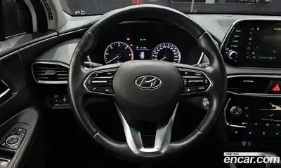 Hyundai Santa Fe 2019 2.0 Автомат в Москве № 124008, миниатюра 5