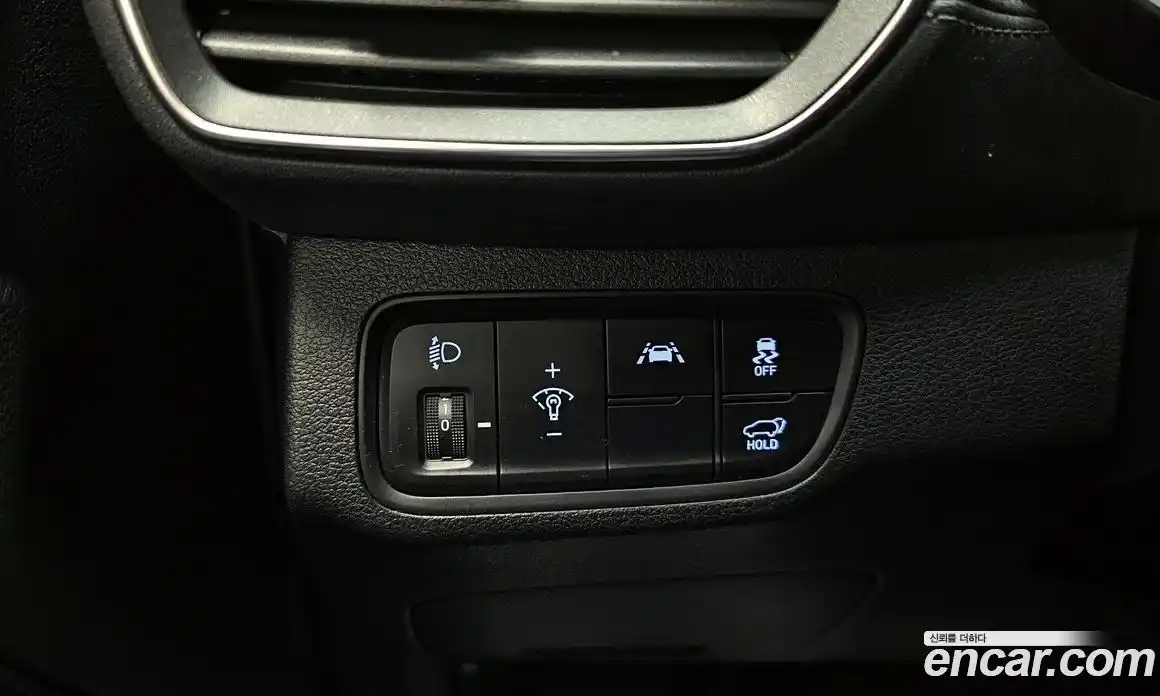 Hyundai Santa Fe 2019 2.0 Автомат в Москве № 124008, фото 9