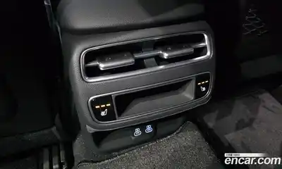 Genesis GV70 2026 2.5 Автомат в Москве № 125902, миниатюра 7