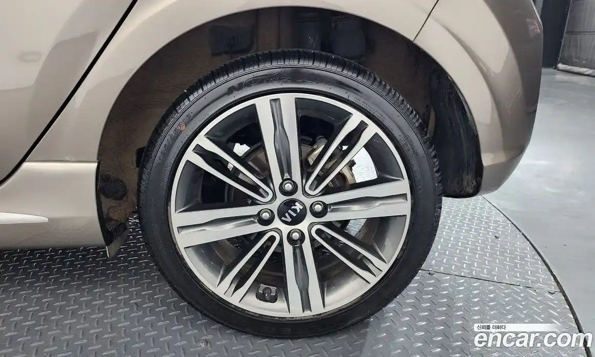 Kia Morning 2017 1.0 Автомат в Москве № 128087, фото 18