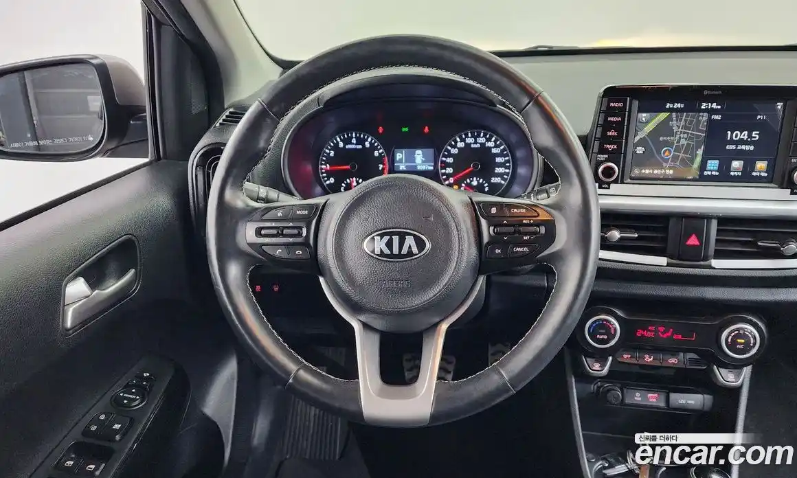 Kia Morning 2017 1.0 Автомат в Москве № 128087, фото 19