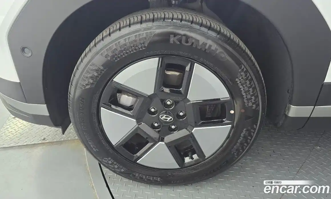 Hyundai Santa Fe 2025 1.6 Автомат в Москве № 130118, фото 11