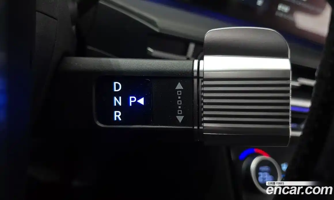 Hyundai Santa Fe 2025 1.6 Автомат в Москве № 130118, фото 16