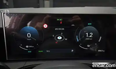 Hyundai Santa Fe 2025 1.6 Автомат в Москве № 130118, миниатюра 5