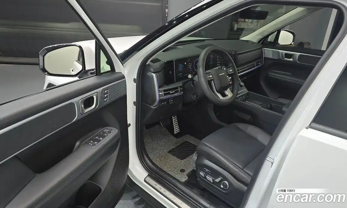 Hyundai Santa Fe 2025 1.6 Автомат в Москве № 130118, фото 10