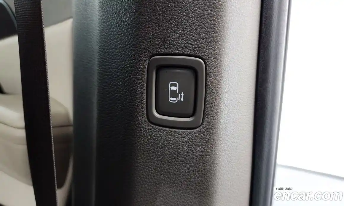 Kia Canival 2023 3.5 Автомат в Москве № 133066, фото 11