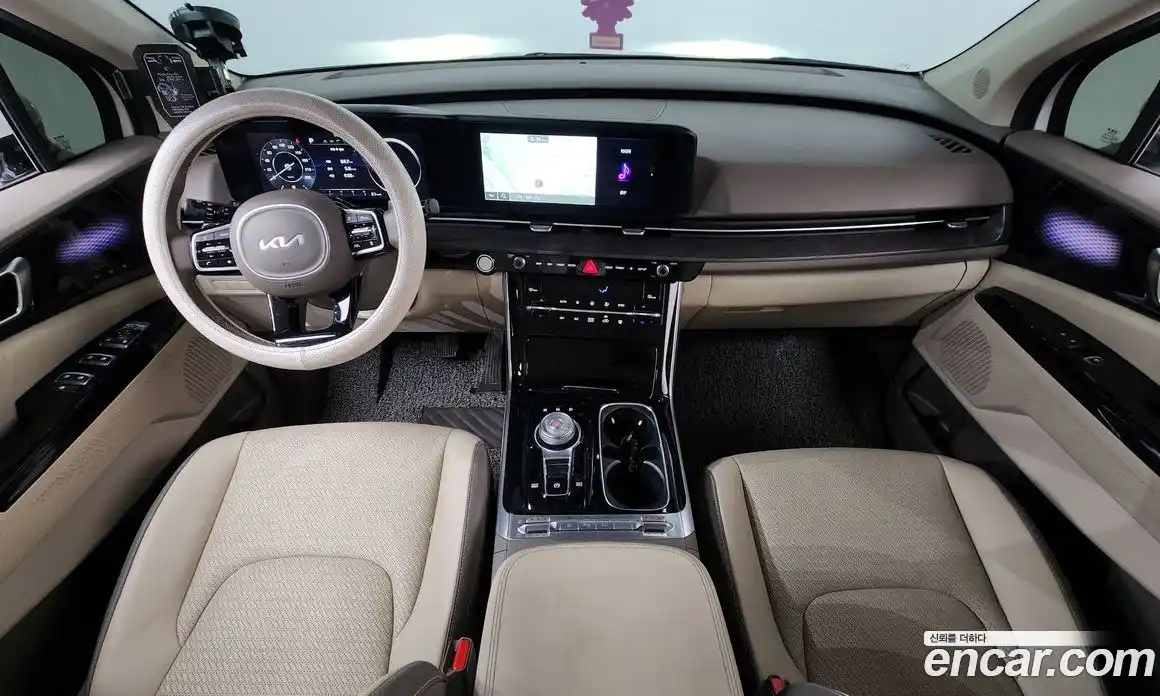 Kia Canival 2023 3.5 Автомат в Москве № 133066, фото 15