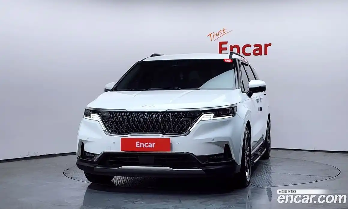 Kia Canival 2023 3.5 Автомат в Москве № 133066, фото 17