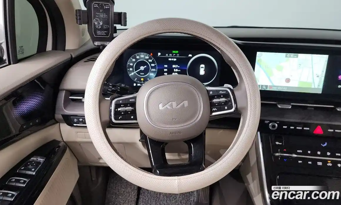 Kia Canival 2023 3.5 Автомат в Москве № 133066, фото 20