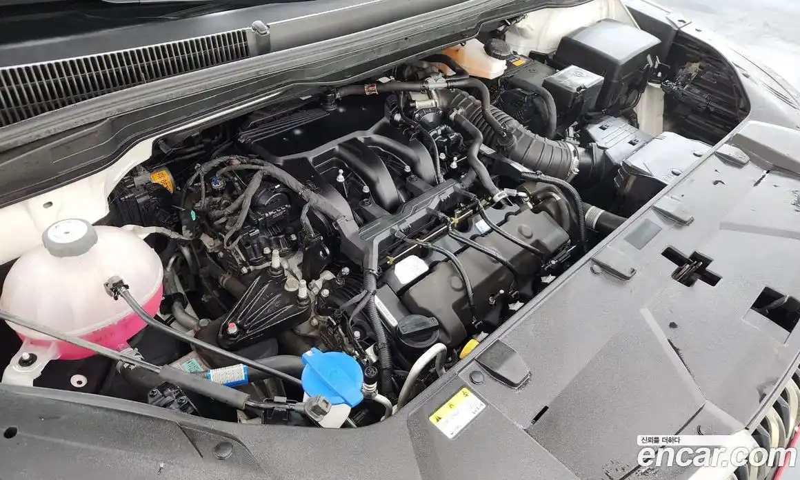 Kia Canival 2023 3.5 Автомат в Москве № 133066, фото 5