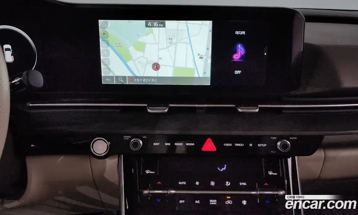 Kia Canival 2023 3.5 Автомат в Москве № 133066, фото 6