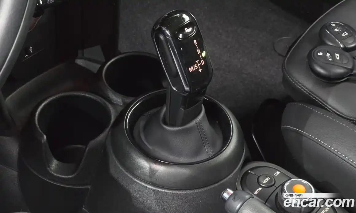 Mini Cooper 2021 1.5 Автомат в Москве № 135751, фото 11