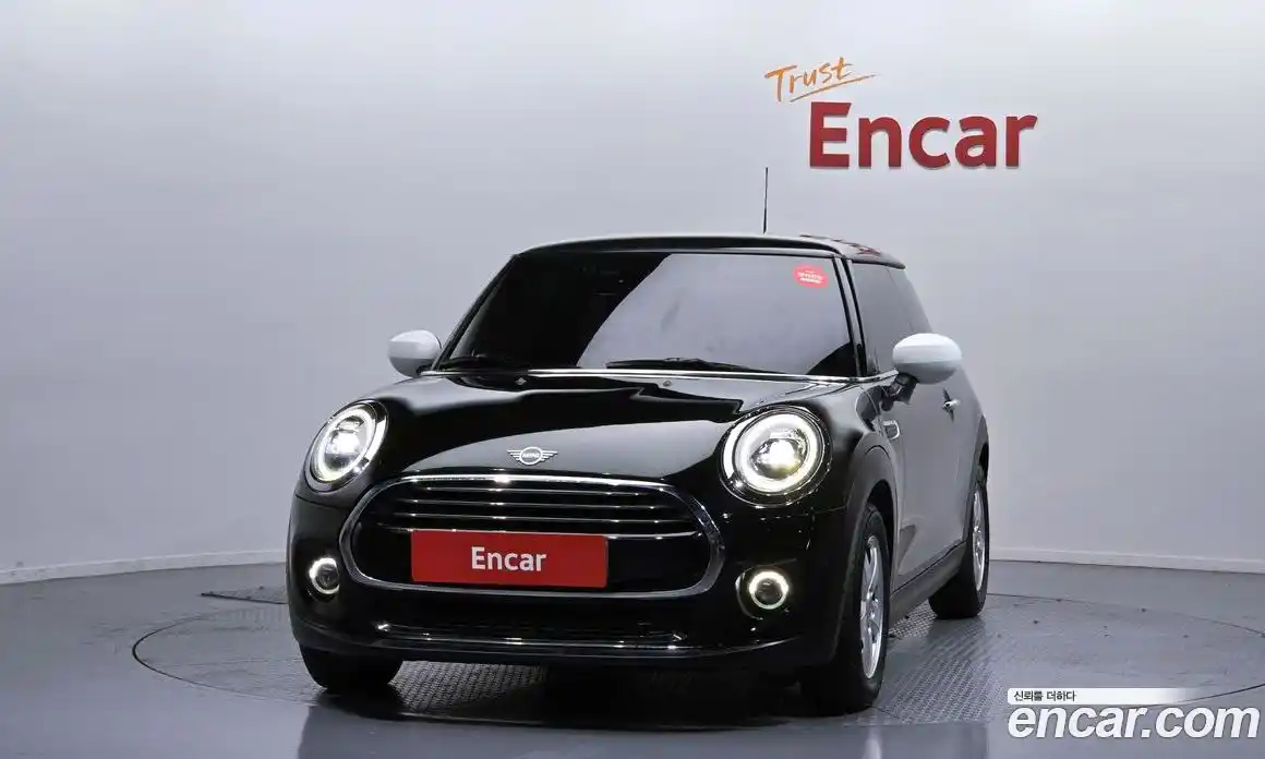 Mini Cooper 2021 1.5 Автомат в Москве № 135751, фото 16