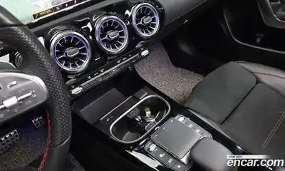 Mercedes-Benz CLA-Class 2023 2.0 Автомат в Москве № 139982, миниатюра 11