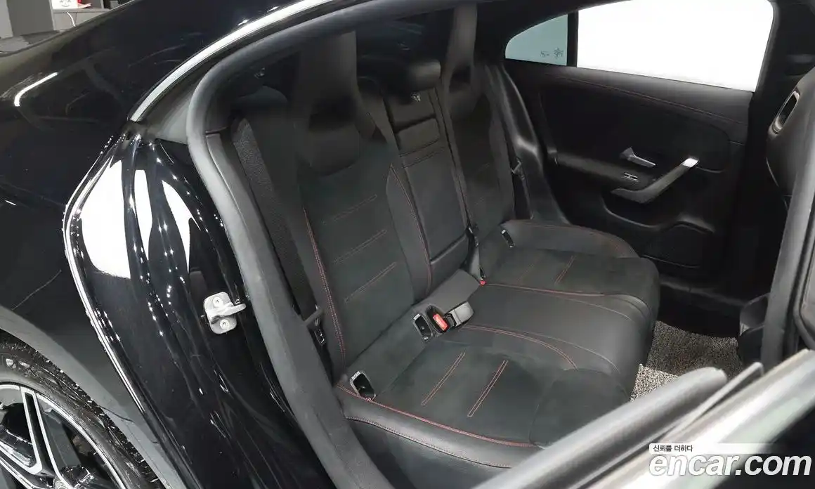 Mercedes-Benz CLA-Class 2023 2.0 Автомат в Москве № 139982, фото 3