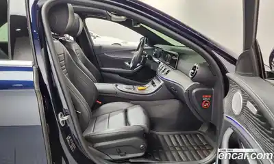 Mercedes-Benz E-Class 2021 2.0 Автомат в Москве № 141334, миниатюра 6
