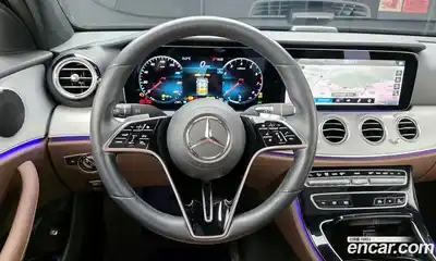 Mercedes-Benz E-Class 2021 2.0 Автомат в Москве № 142754, миниатюра 2