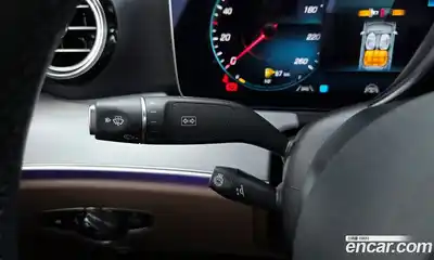 Mercedes-Benz E-Class 2021 2.0 Автомат в Москве № 142754, миниатюра 10