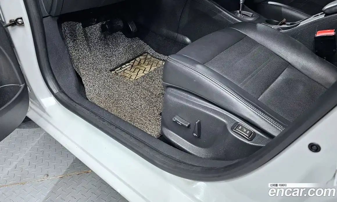 Renault SM3 2018 1.6 Автомат в Москве № 146617, фото 10