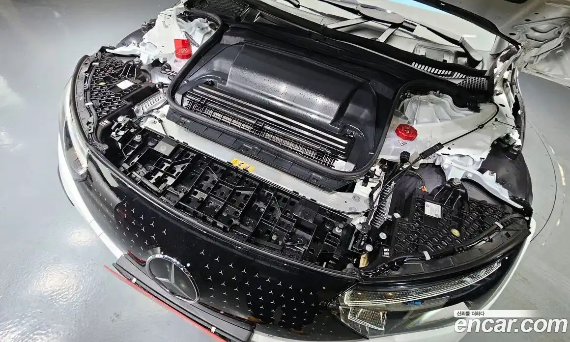 Mercedes-Benz EQE 2023 0.3 Автомат в Москве № 158362, фото 9