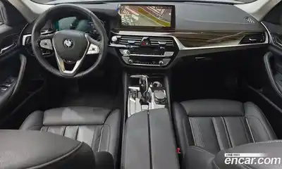 BMW 5-Series 2022 2.0 Автомат в Москве № 158727, миниатюра 2