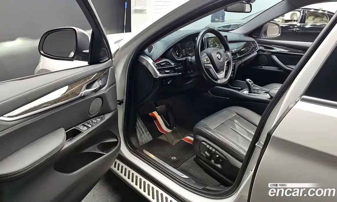 BMW X6 2018 3.0 Автомат в Москве № 159235, фото 16