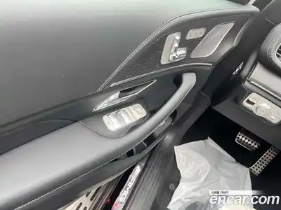 Mercedes-Benz GLE-Class 2020 4.0 Автомат в Москве № 160144, миниатюра 3