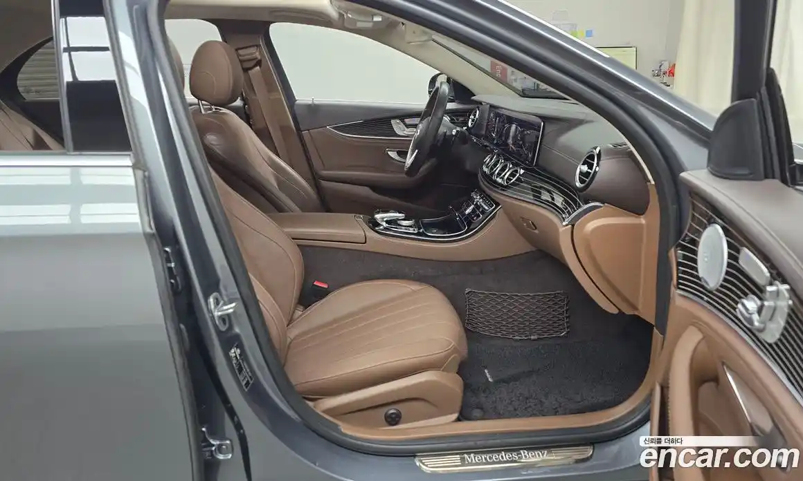 Mercedes-Benz E-Class 2019 3.0 Автомат в Москве № 160577, фото 14