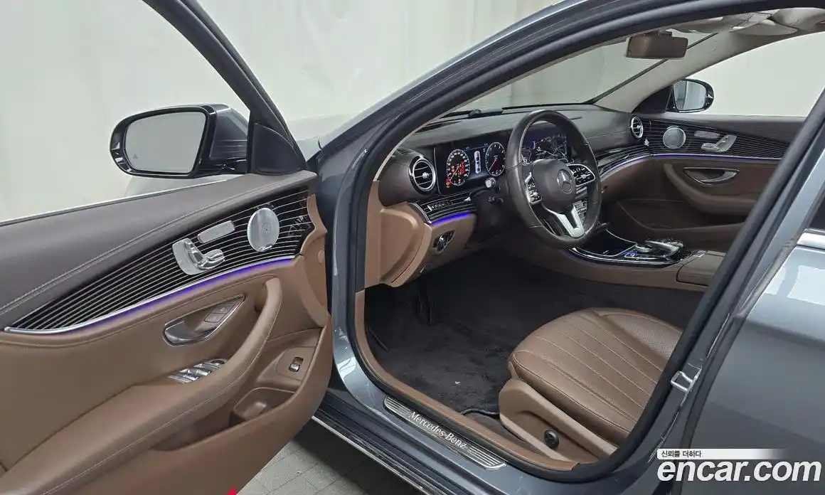 Mercedes-Benz E-Class 2019 3.0 Автомат в Москве № 160577, фото 18