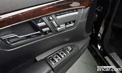 Mercedes-Benz S-Class, 2007